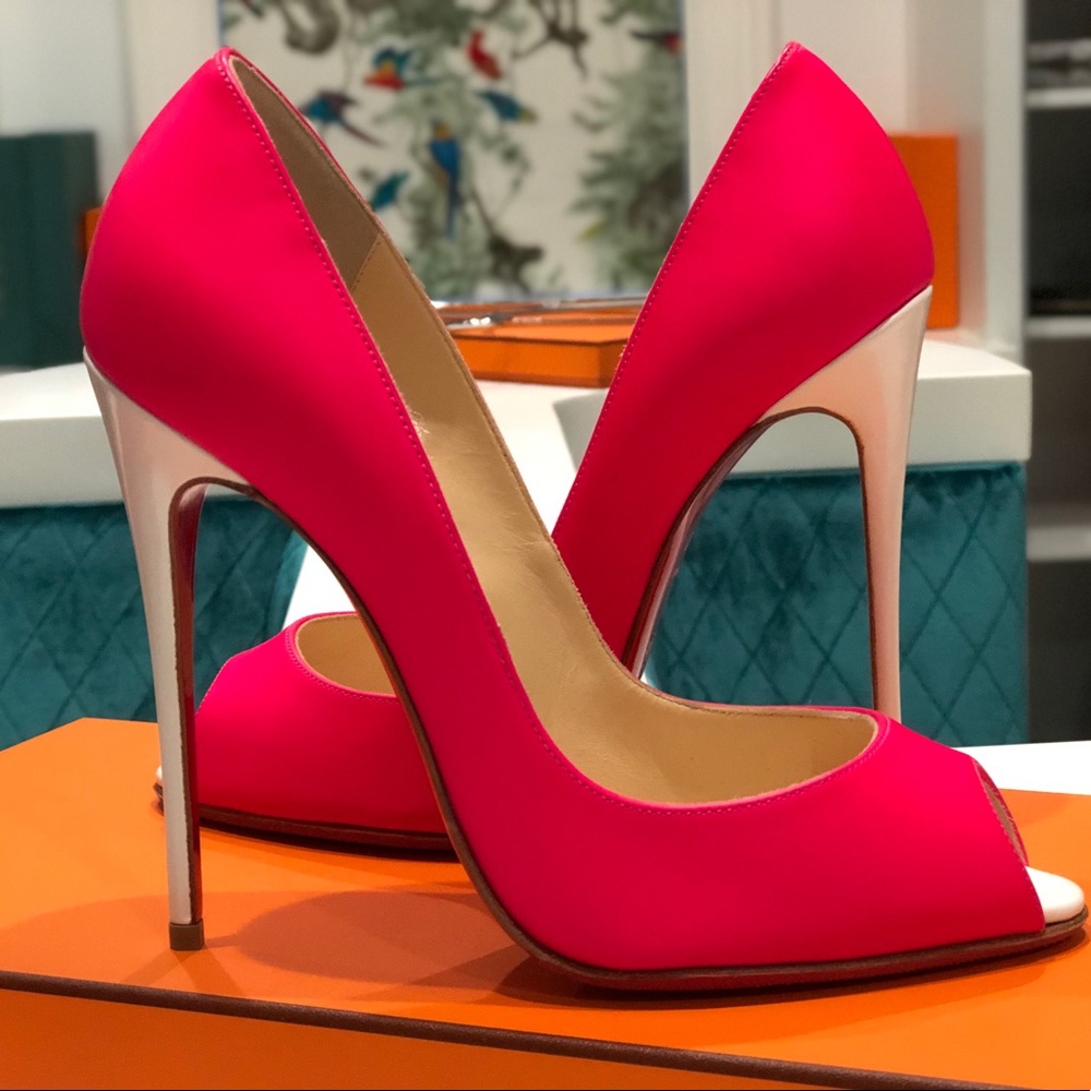Christian Louboutin peep toe neon pumps 37